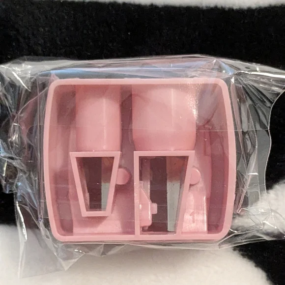 Midnight Black Eyeliner With Sharpener Mally Evercolor Starlight Waterproof NWOB - Picture 7 of 9